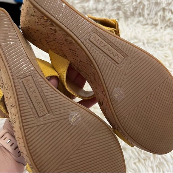 Alex Marie Yellow wedge slip on sandals with cork soles size 7.5M NWOT - Picture 6 of 9
